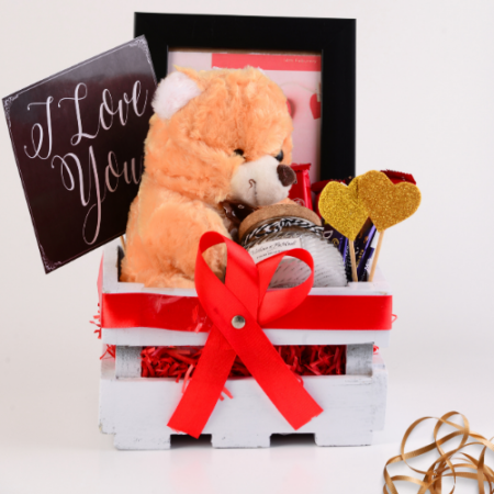 valentines gift basket for her