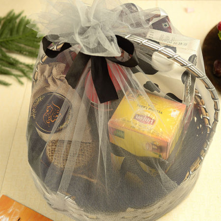 special Sehri food basket for Ramadan gifts Pakistan