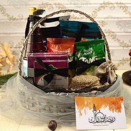 send gifts to Pakistan with amazing baskets for Ramadan