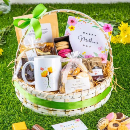 gourmet gift basket for mother's day pakistan