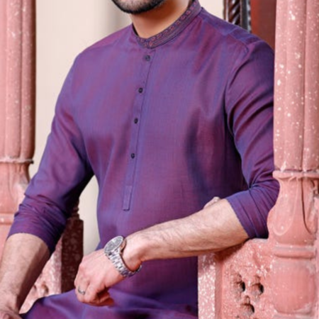 fashionable kurta for Men in your life