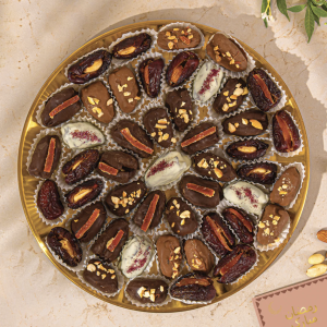 Revaayat Gold Date platter (47 pcs)